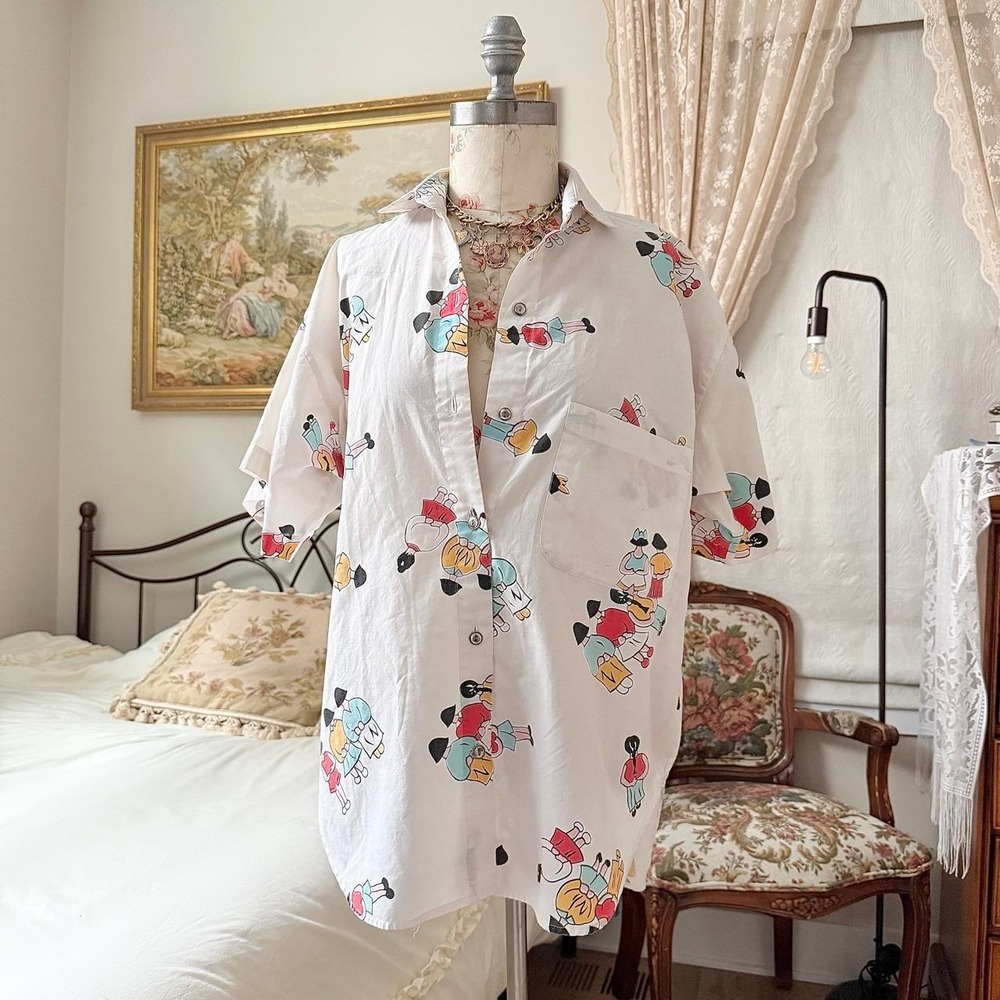 90s Diane von Furstenberg size small white novelty print button up